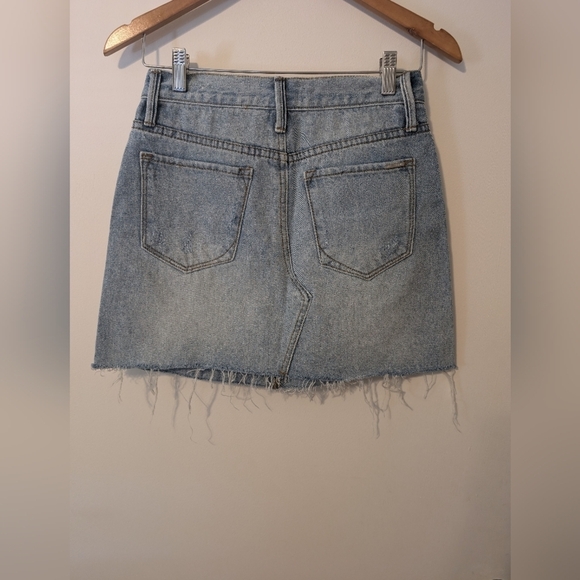 Skirt - Picture 3 of 3